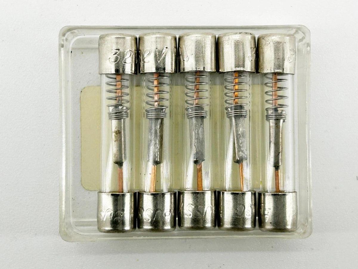 New Pack of 5 Bussmann MDL-30 Glass Fuse 20A 32V