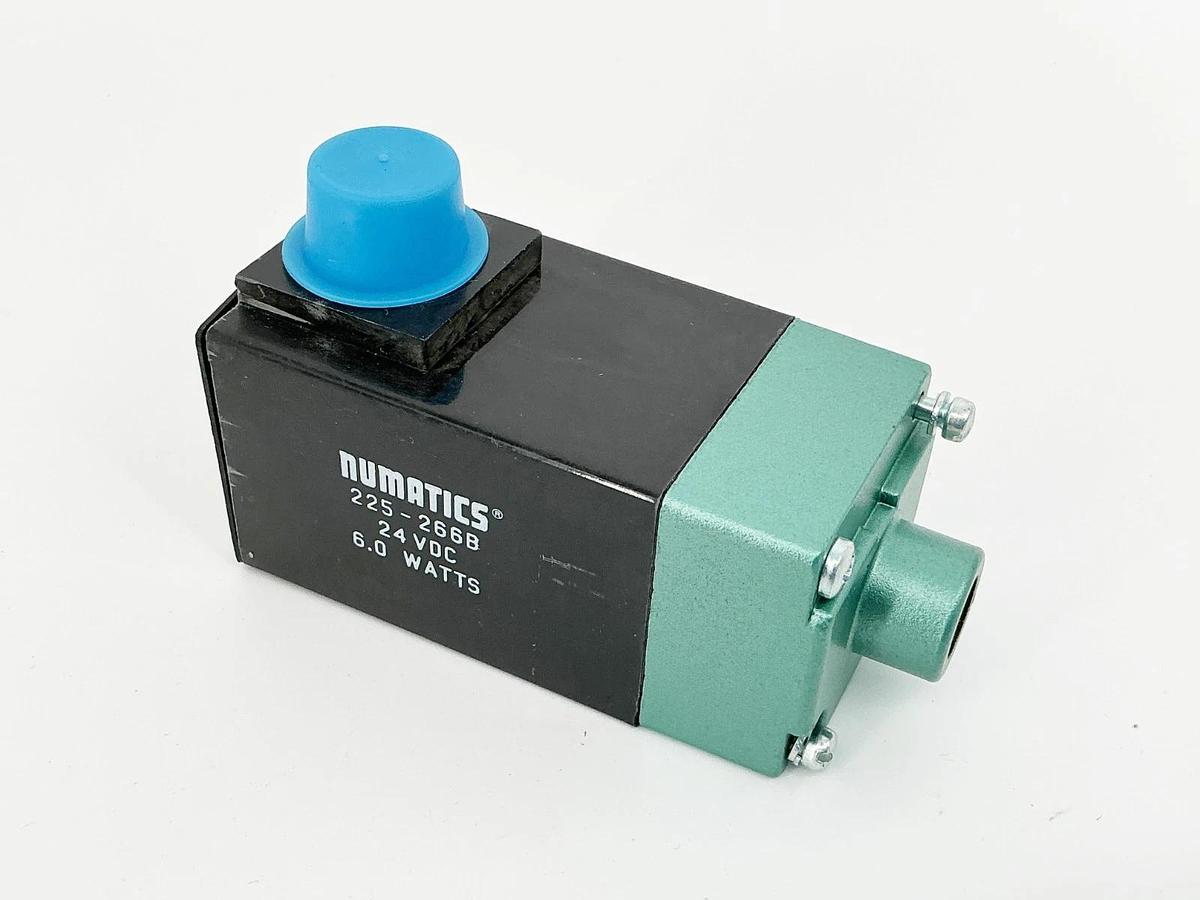 New Numatics 225-266B Solenoid Coil 24VDC 6W