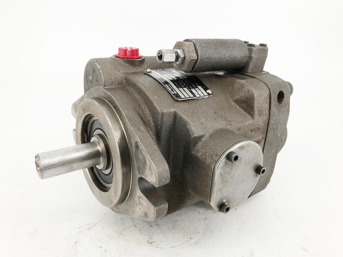 New Parker Denison PV152R1EC00 Hydraulic Piston Pump - No Box