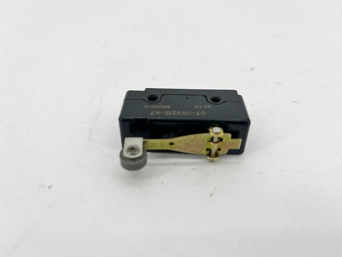 New Honeywell Microswitch DT-2RV212-A7 Snap Action Limit Switch