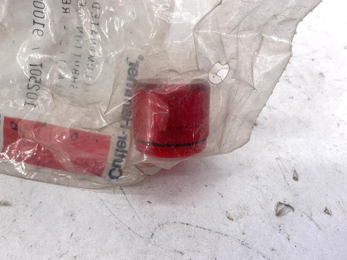 Lot of 4 New Cutler-Hammer 91000TC21 Pushbutton Lens Plastic-Red 10250T