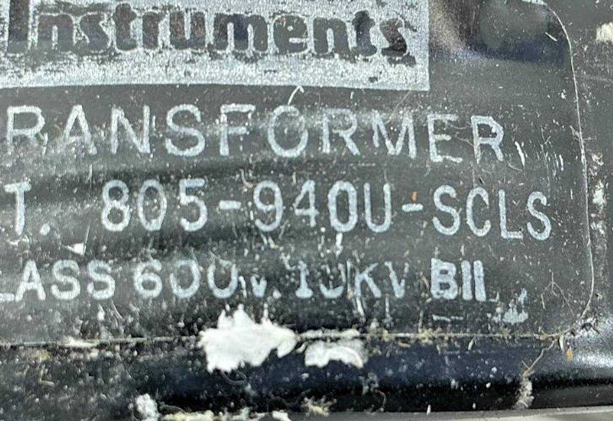 Crompton Instruments 805-940U-SCLS Current Transformer Ratio 400:5 600V - No Box