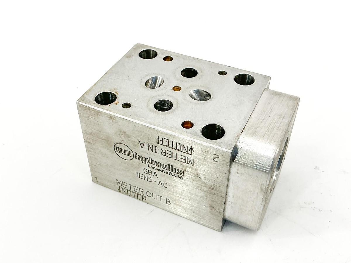 Used Sun Hydraulics GBA Valve Sandwich Manifold 1 Port