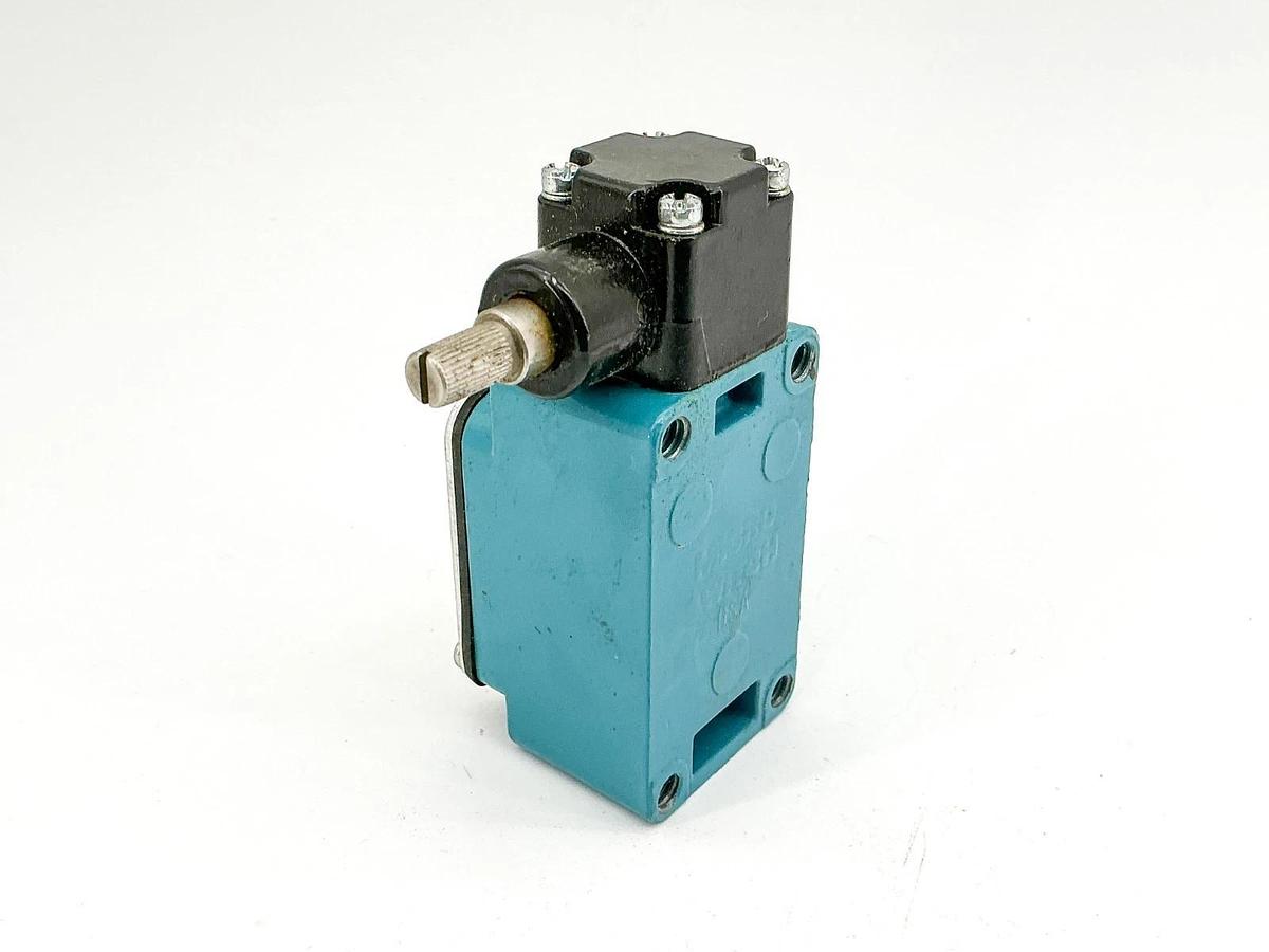New Honeywell 1LS56 Micro Limit Switch 10A 600Vac 1/2HP - No Box