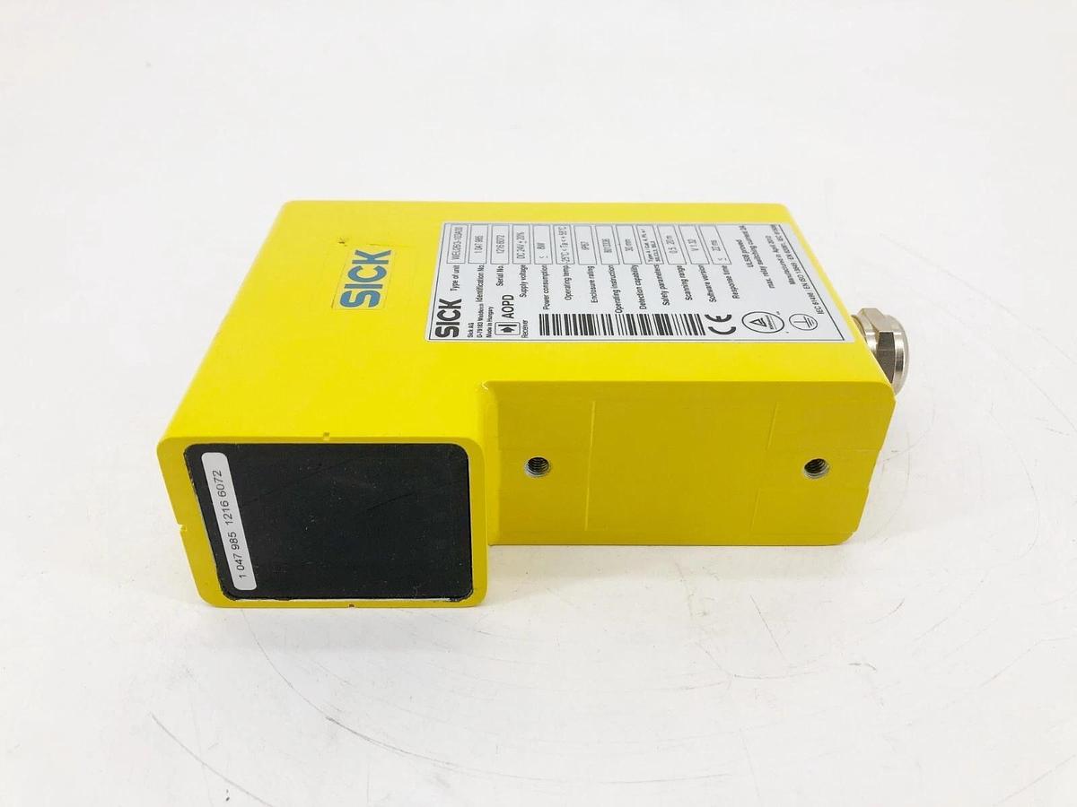 New Sick WEU26/3-103A00 Single-Beam Photoelectric Safety Switch 1047985 - No Box