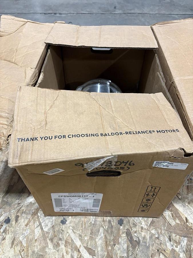 New Baldor CFSWDM3611T-E 3HP Washdown Motor TEFC 230/460V 1760RPM 182TC Frame