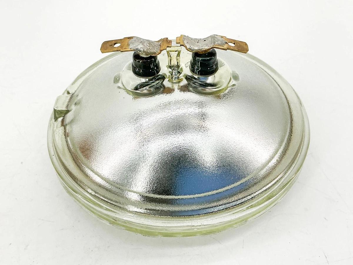 New Total Source General Electric 4350 Sealed Beam Lamp 36V 60W