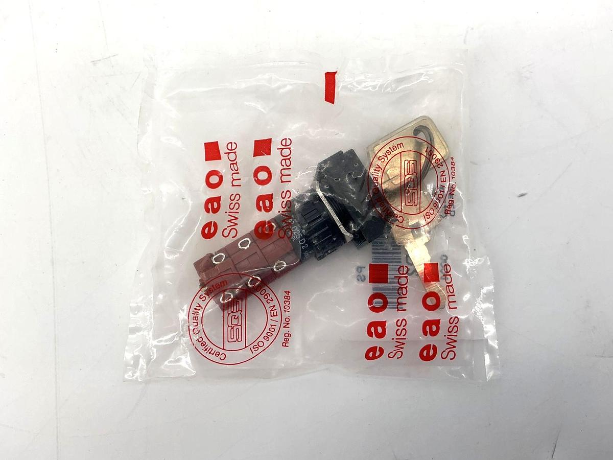 New EAO 51-197.025D2 Ser 51 Keylock Switch 2POS 3NC+3NO 5A 250VAC