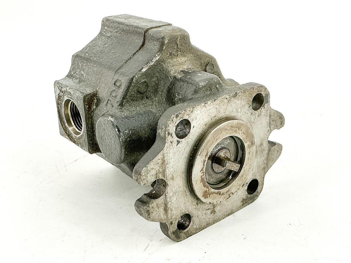Used Webster 22B1E17AX-14L Hydraulic Gear Pump 4990-32