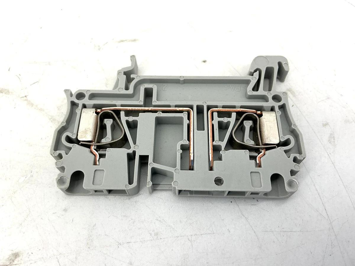 Lot of 10 New Allen Bradley 1492-L3P Terminal Block 600V 1492L3P