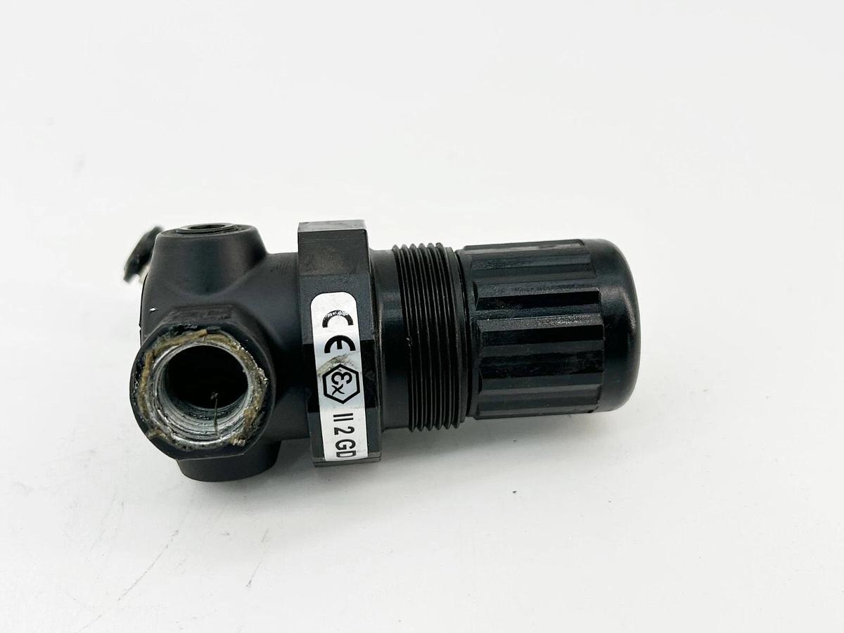 Used Norgren R07-200-RNKG Pressure Regulator 300PSIG 21 Bar 150 Deg