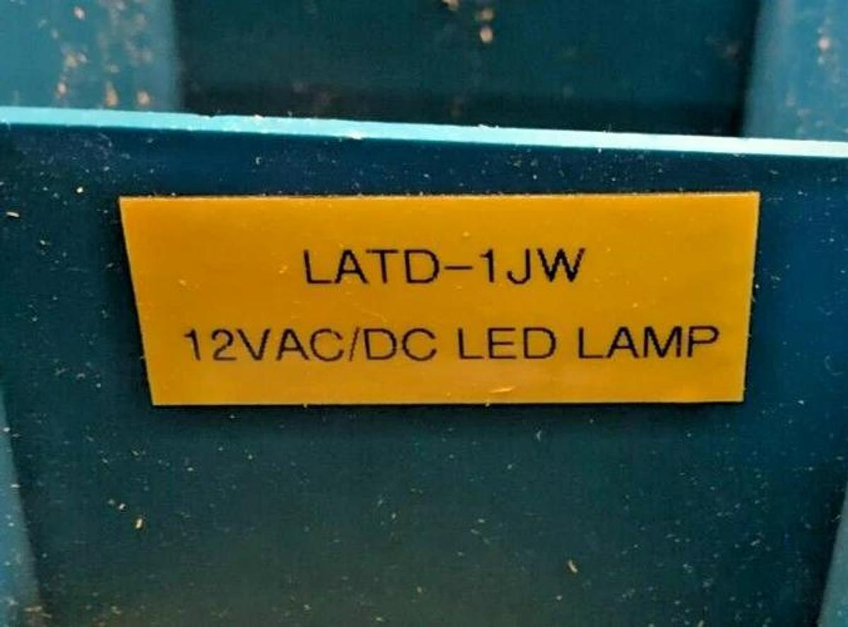 Lot of 15 New IDEC LATD-1JW White LED Bulbs 12VAC/DC A6 16mm Unibody