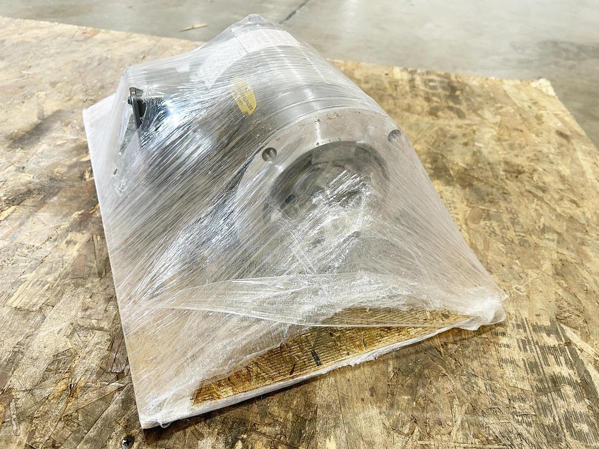 New Baldor IDNM3534 Inverter Duty AC Motor .33HP 1725RPM 3PH 60Hz