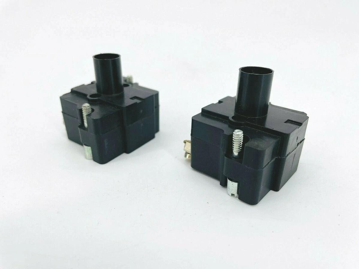 Used Lot of 2 Eaton 10250T63 Light Module No Bulb 10250T