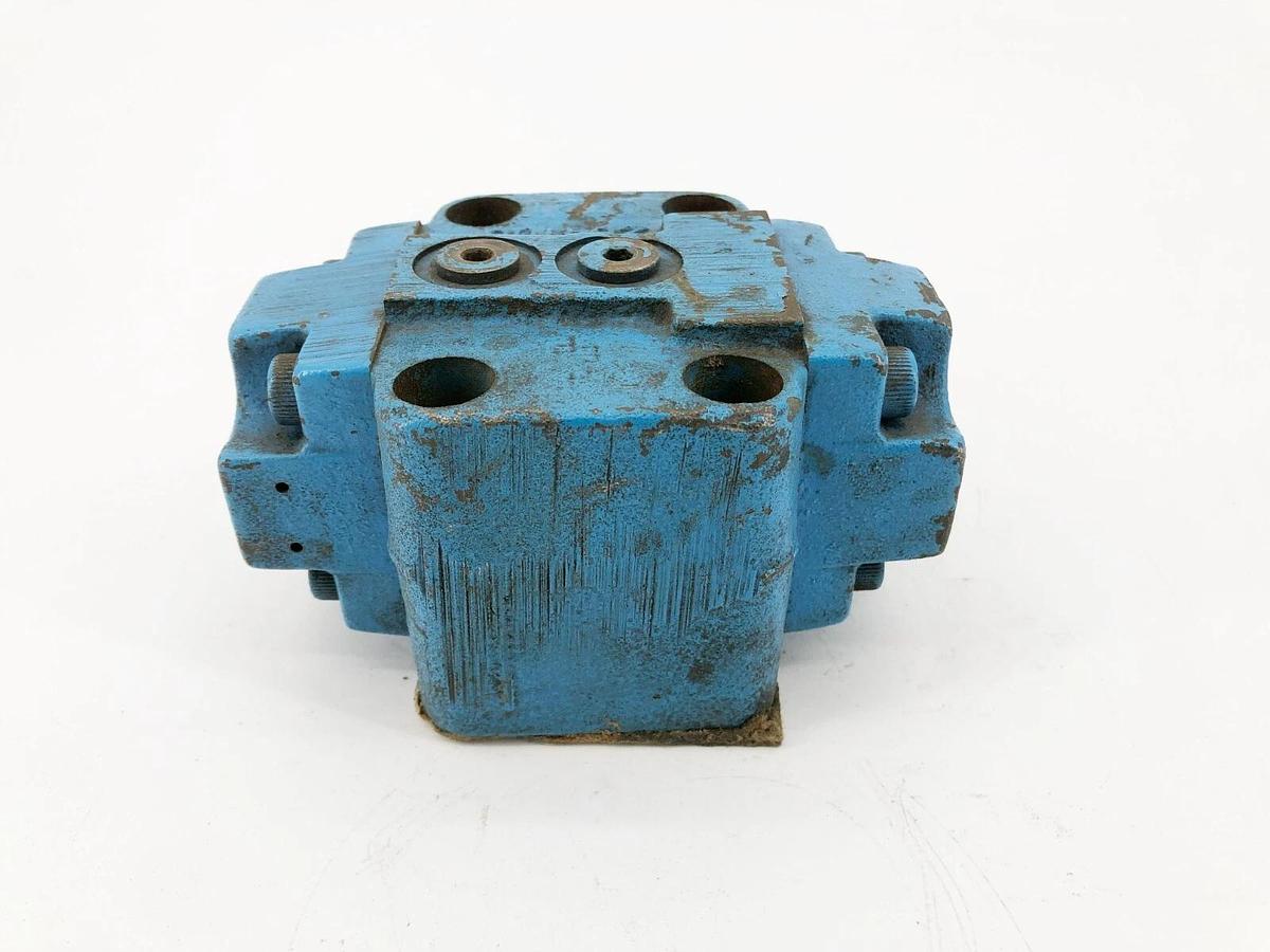 Used Vickers 4CG 03 A 21 Pilot Operated Check Valve 626499