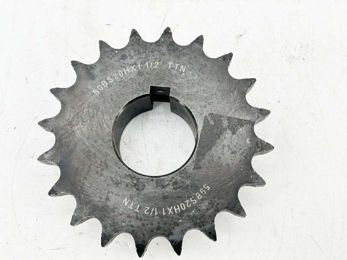 New 59BS20H x 1-1/2 TTN Sprocket 20 Tooth 1.462" Bore0.375" Keyway
