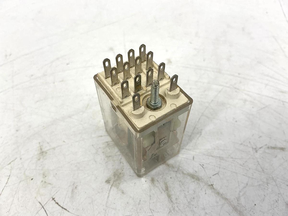 Lot of 2 New Potter & Brumfield KHU-17D11-24 Relay 4-Pole 14-Pin 3A 24VDC Coil