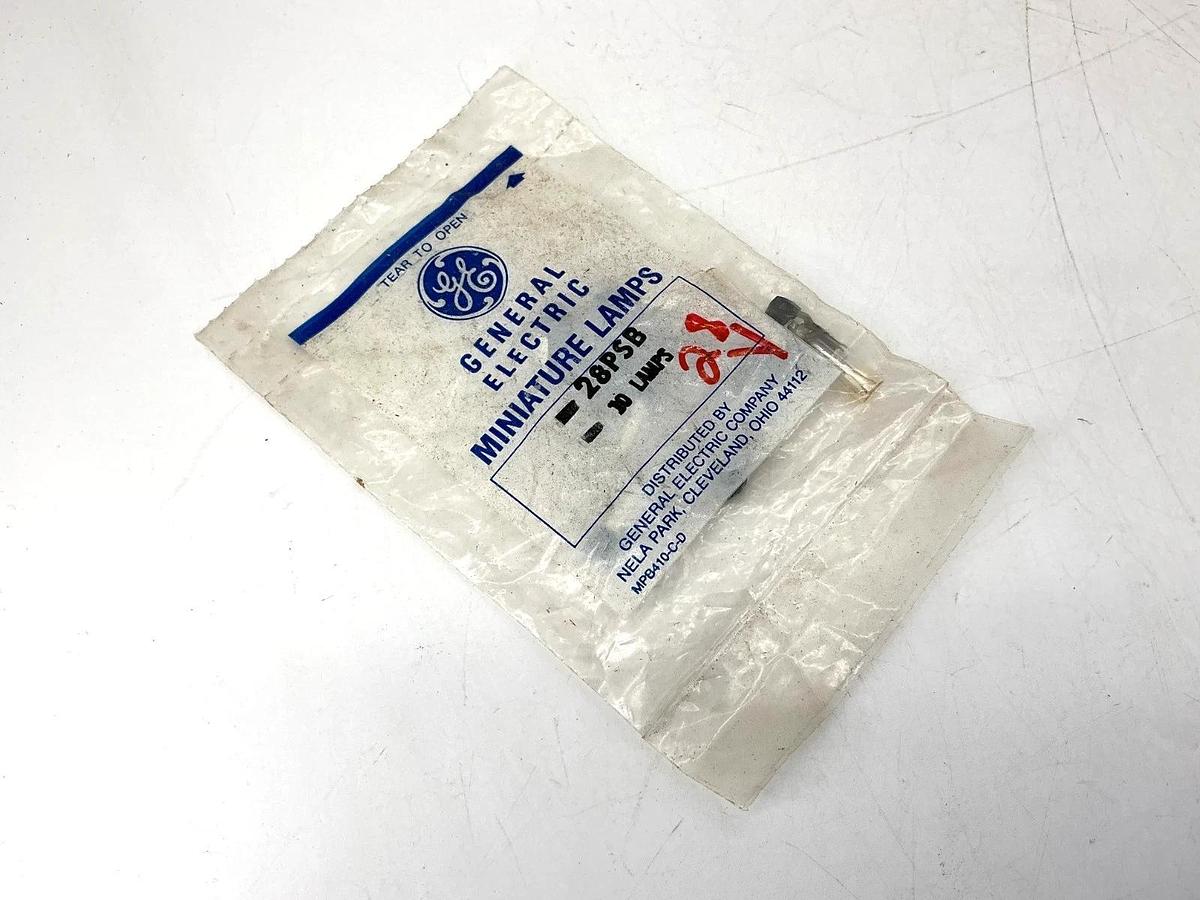 Bag of 10 New GE General Electric Miniature Lamps Fluorescent Bulbs 28V