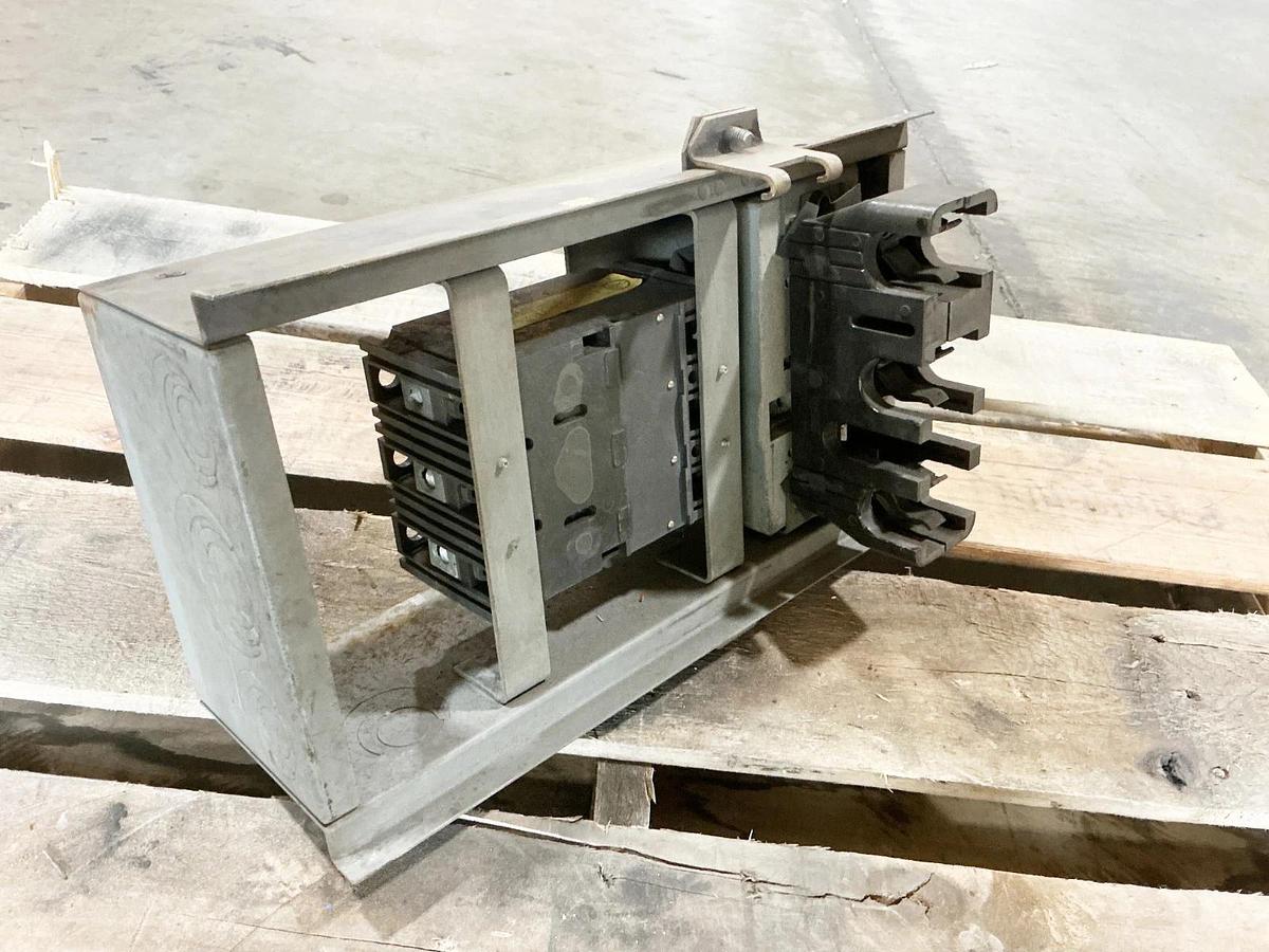 Used Square D SD75716 Circuit Breaker 100A 600V 3P 50HP