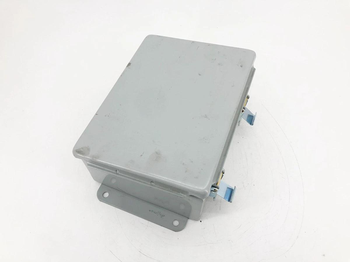 Used Hoffman nVent A806CHQR Electrical Enclosure Type 12 13