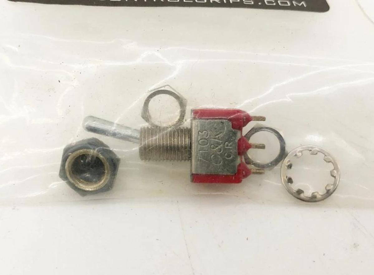 Lot of 6 New C & K 7103 Miniature Toggle Switches TO-3MA-A
