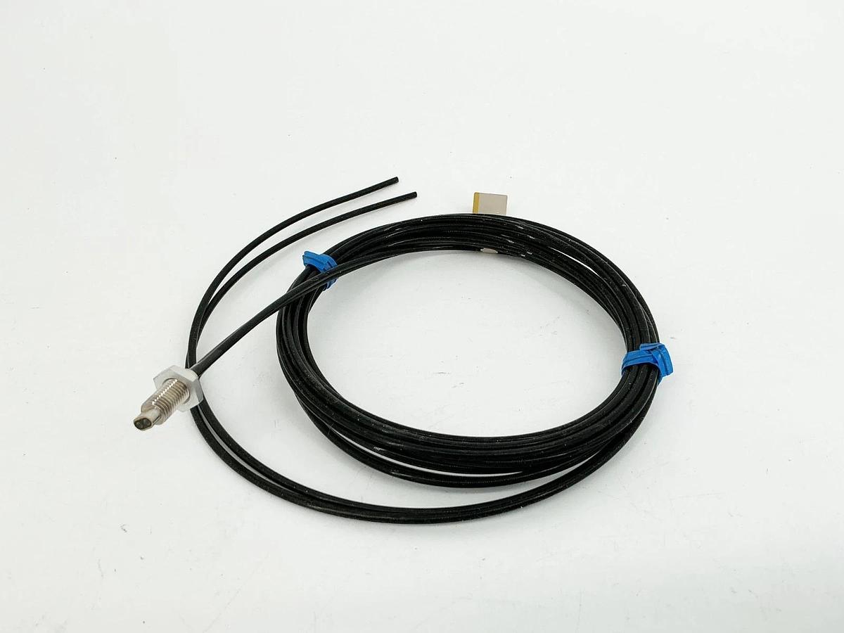 New Omron E32-D51 Photoelectric Fiber Sensor - No Box