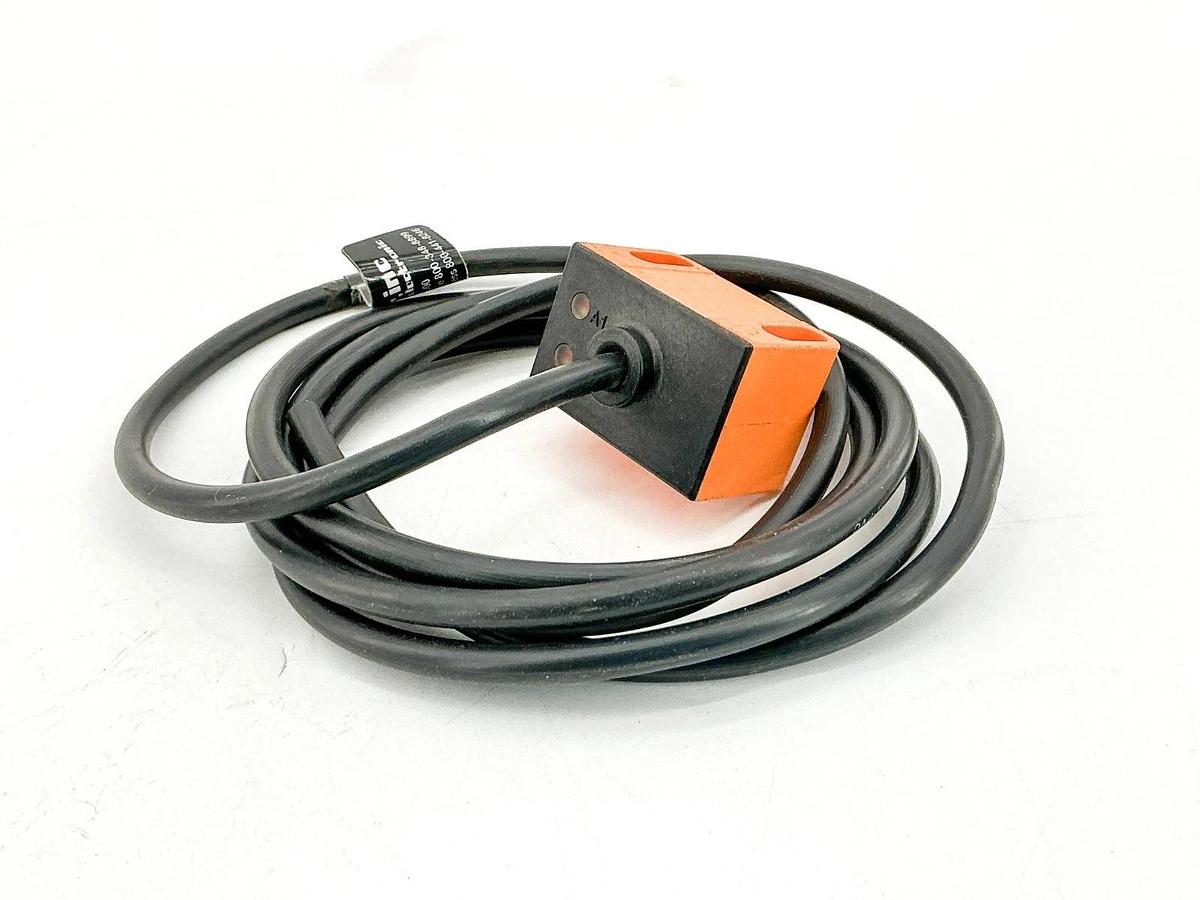 Used IFM IN0100 IND2004DAROA Proximity Switch 140V 200mA