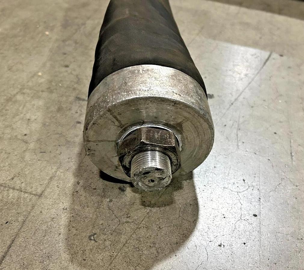 Used 27L800160 Hose 9FT. 1-1/4" Thread OD