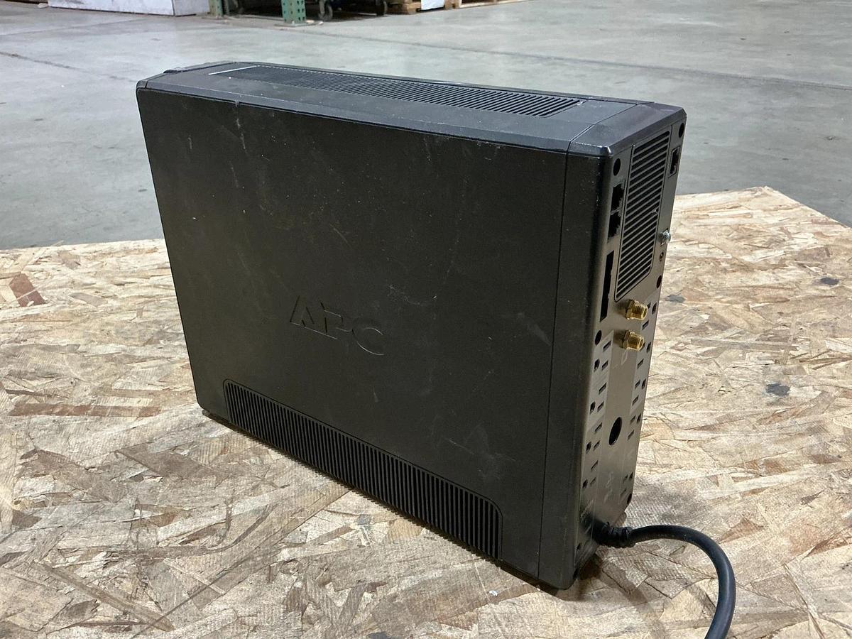 Used APC BR1500G Uninterruptible Power Supply 12A 120V 50/60HZ MISSING BATTERY