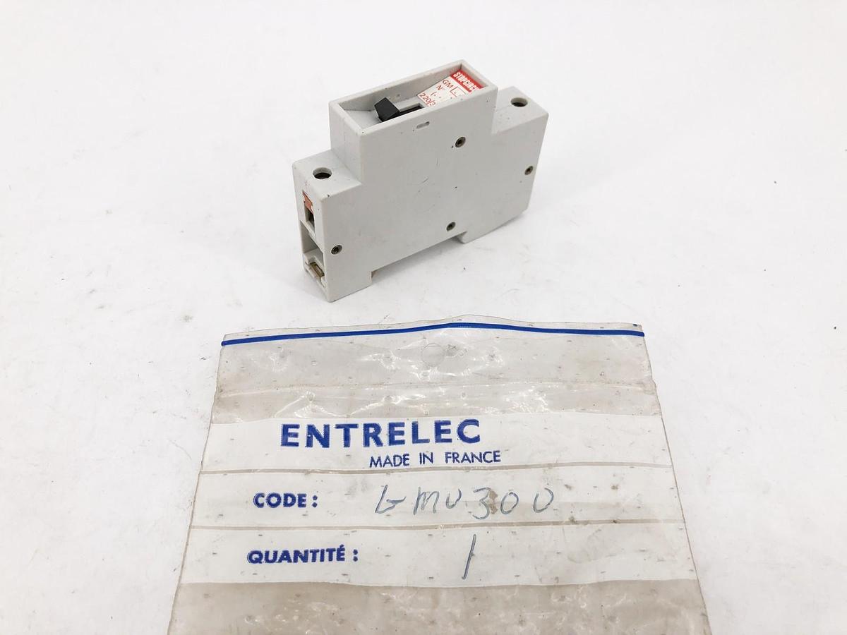 New Entrelec GMU 30U Circuit Breaker 30A 220/380~ 1P - No Box