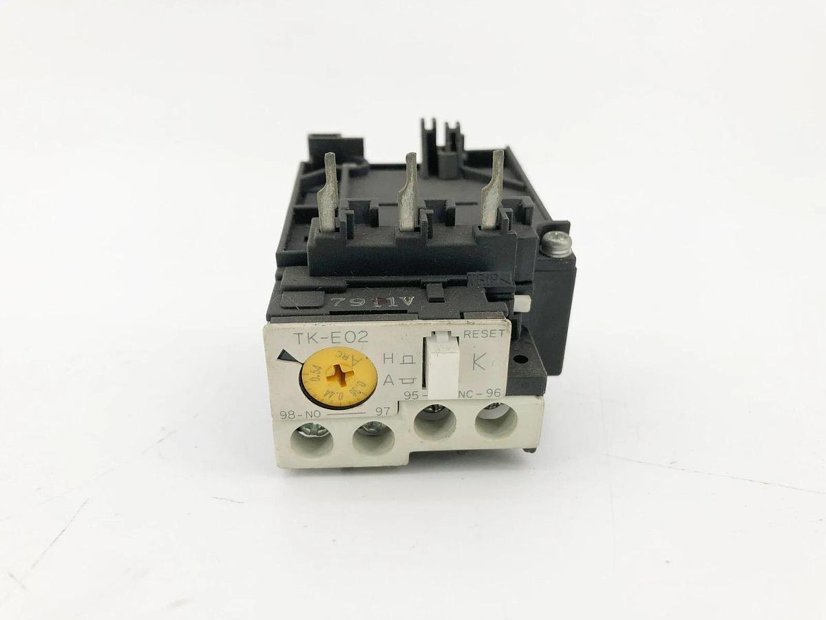 Used Lot of 2 Fuji Electric TK-E02-54 Thermal Overload Relays 0.36-0.54A