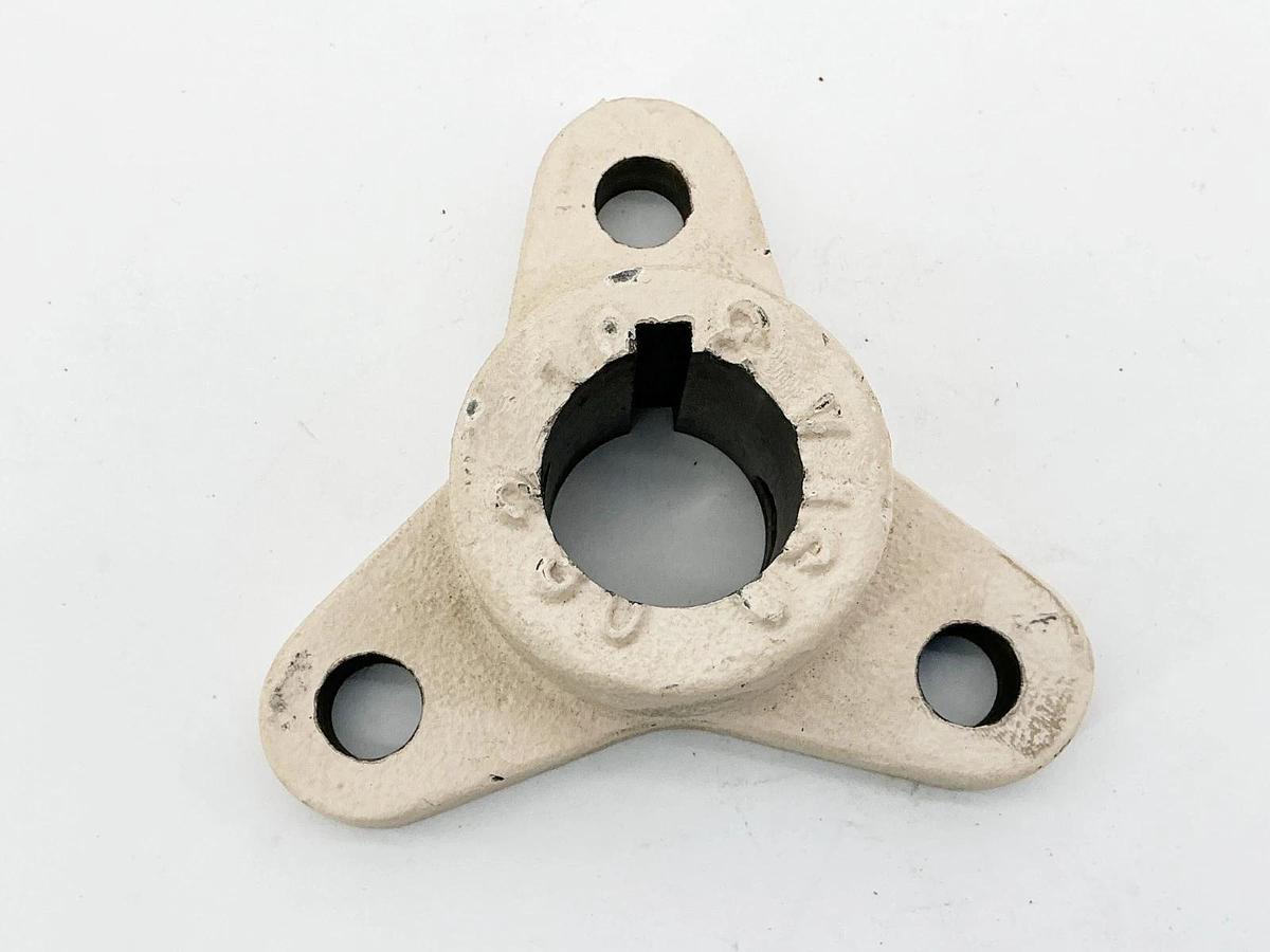 New Voith Paper 420.000390 Coupling Connector 3.5"X1.18"X1.56"