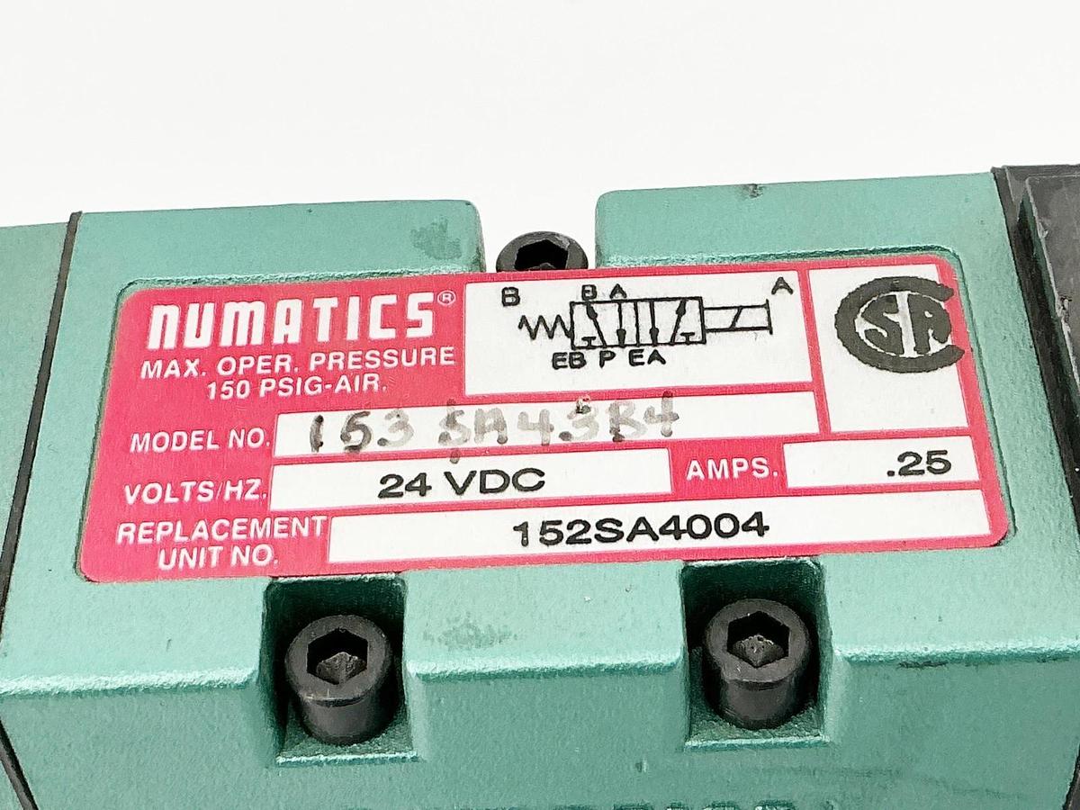 New Numatics 153SA43B4 Solenoid Valve 24VDC .25A 152SA4004 - No Box