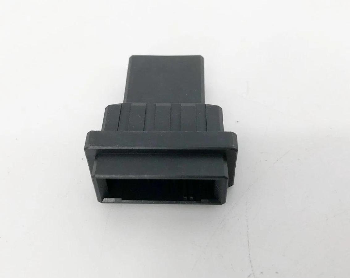 Lot of 40 New TE Connectivity 1-179552-3 Connectors AMP D-3200 - No Box