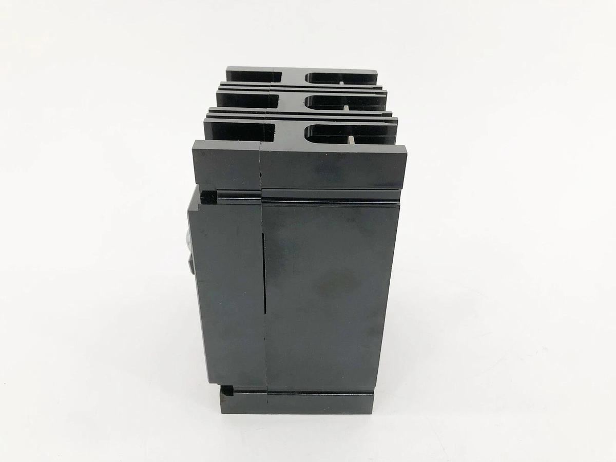 New Westinghouse EHB3030 Circuit Breaker 480V 30A 3P 4989D52G37 - No Box