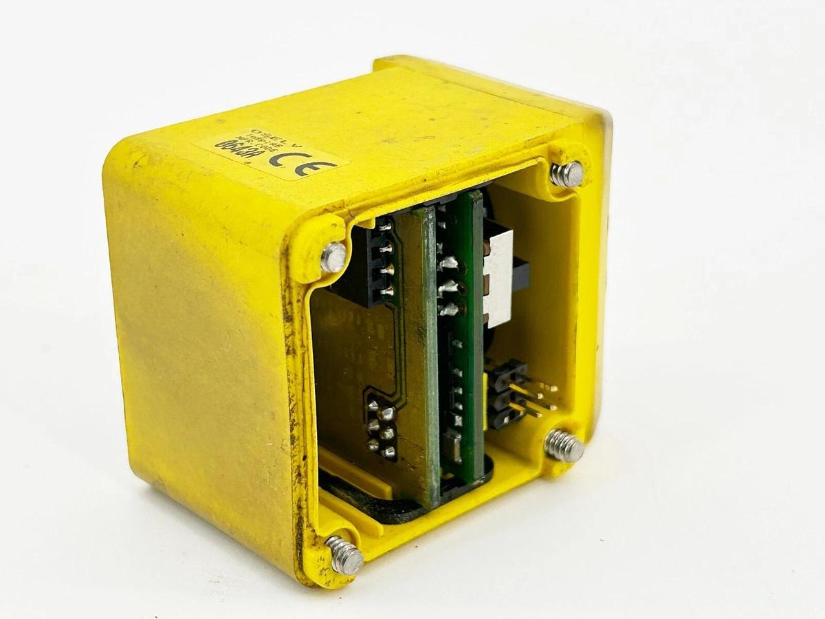 Used Banner Engineering OSELV Photoelectric Scanning Head 9M Range