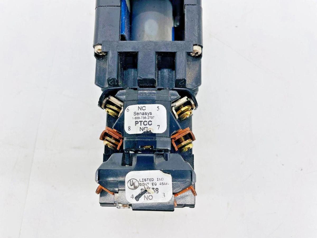 Used Senasys 913BFA961 Multi Light CMC Selector 3POS Maintained 120V 913 Series