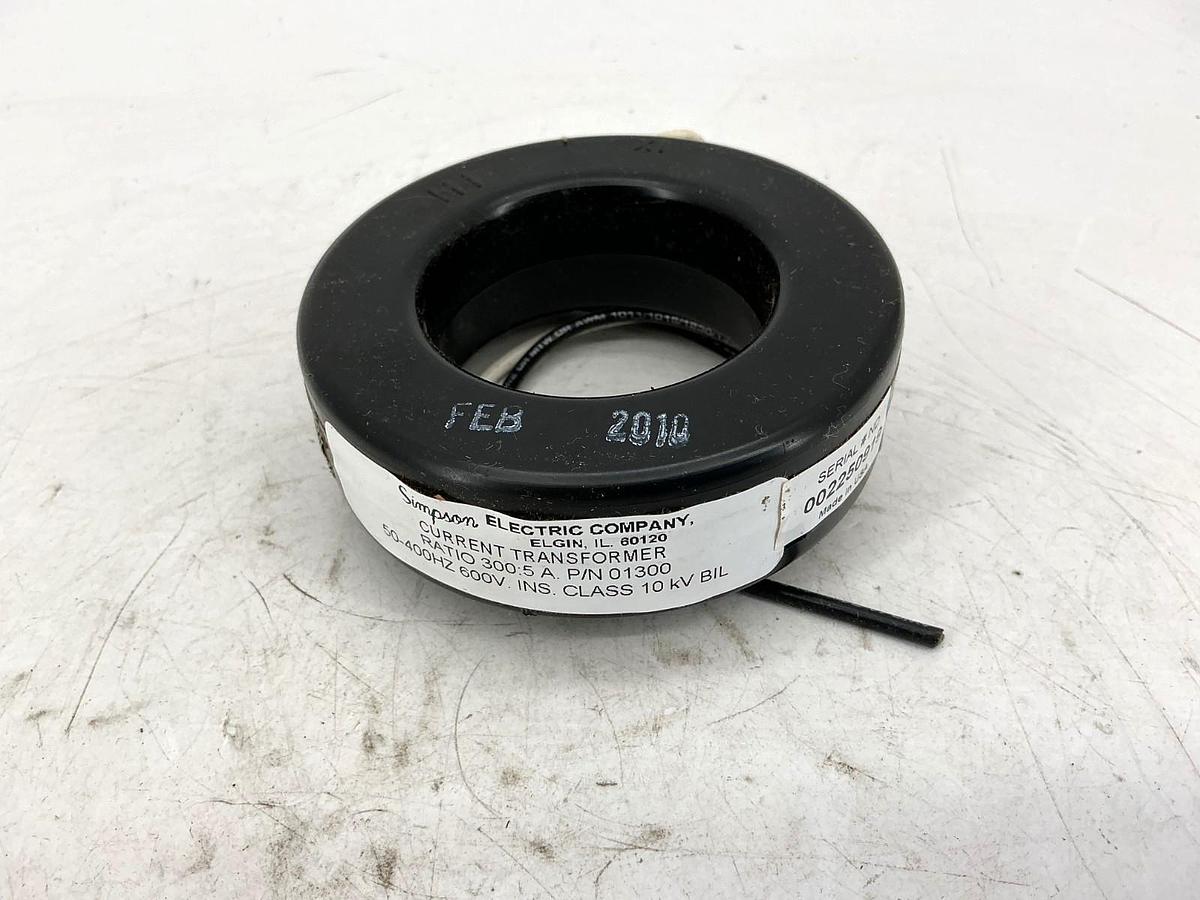 Used Simpson Electric Co 01300 Current Transformer 2-Wire Ratio: 300:5A 600V 50-400HZ