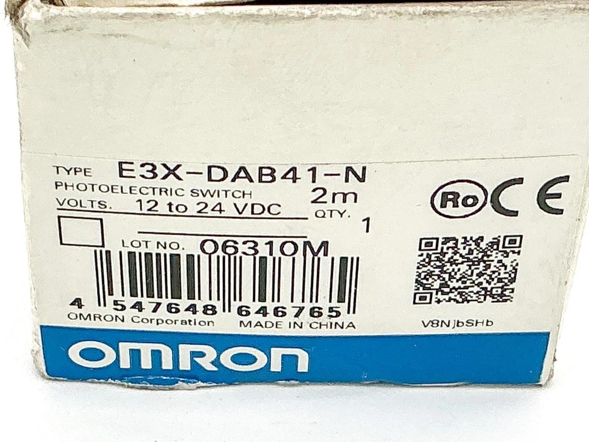 New Omron E3X-DAB41-N 2M Sensor 12-24VDC