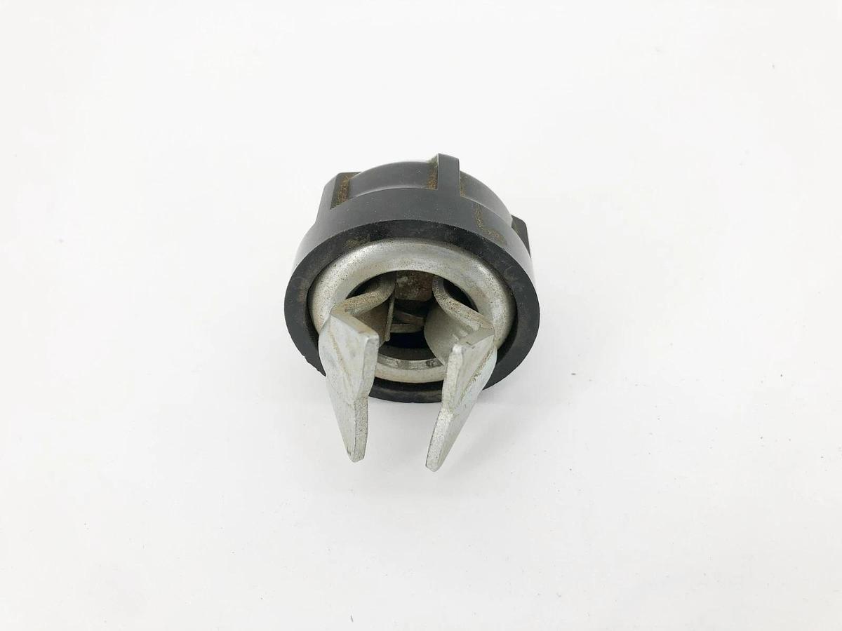 New Gould 32-006G Fuse Clip Clamp 400A 250-600V Size 7