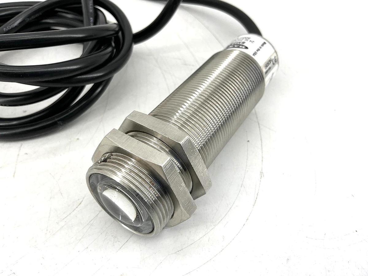 New Banner Engineering SM2A30SRL Photoelectric Sensor 24-240VAC 50/60HZ 27293