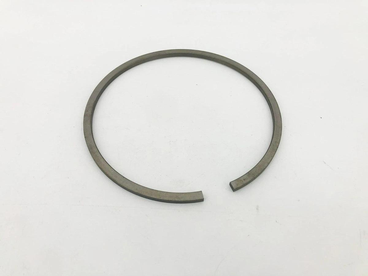 New Buhler UXS-23000-040 Piston Ring 145/133.2X4 HC1KI