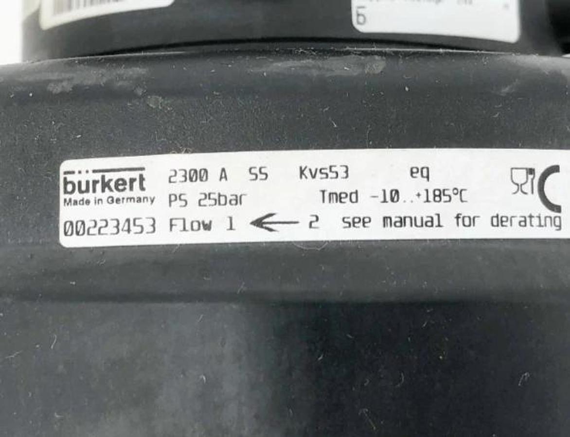 New Burkert 2300 A SS Kvs53 Angle Seat Valve w/ 8692-E2-..-L PU02 - No Box