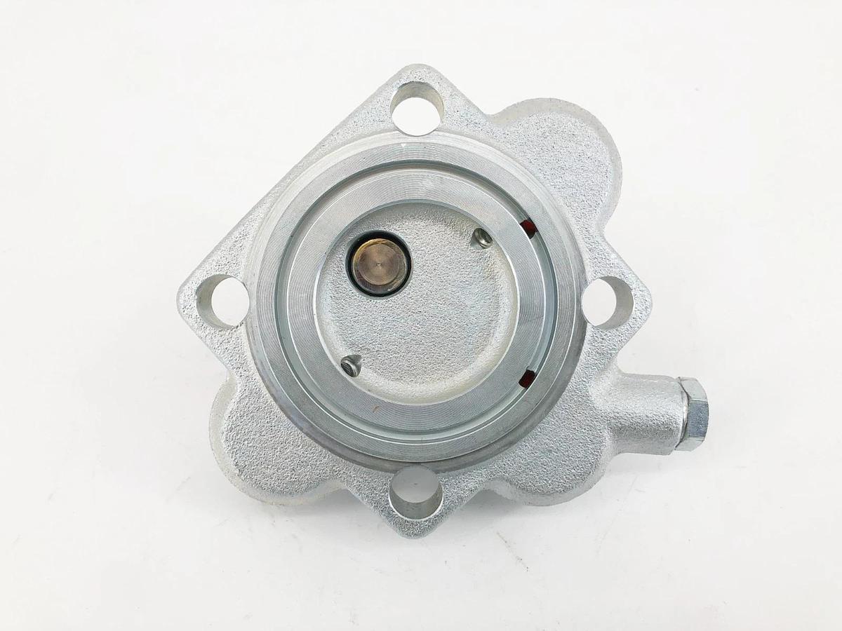 New Danfoss 027H3173 Refrigerant Valve Top Cover 3-Pilots ICS3-32 - No Box