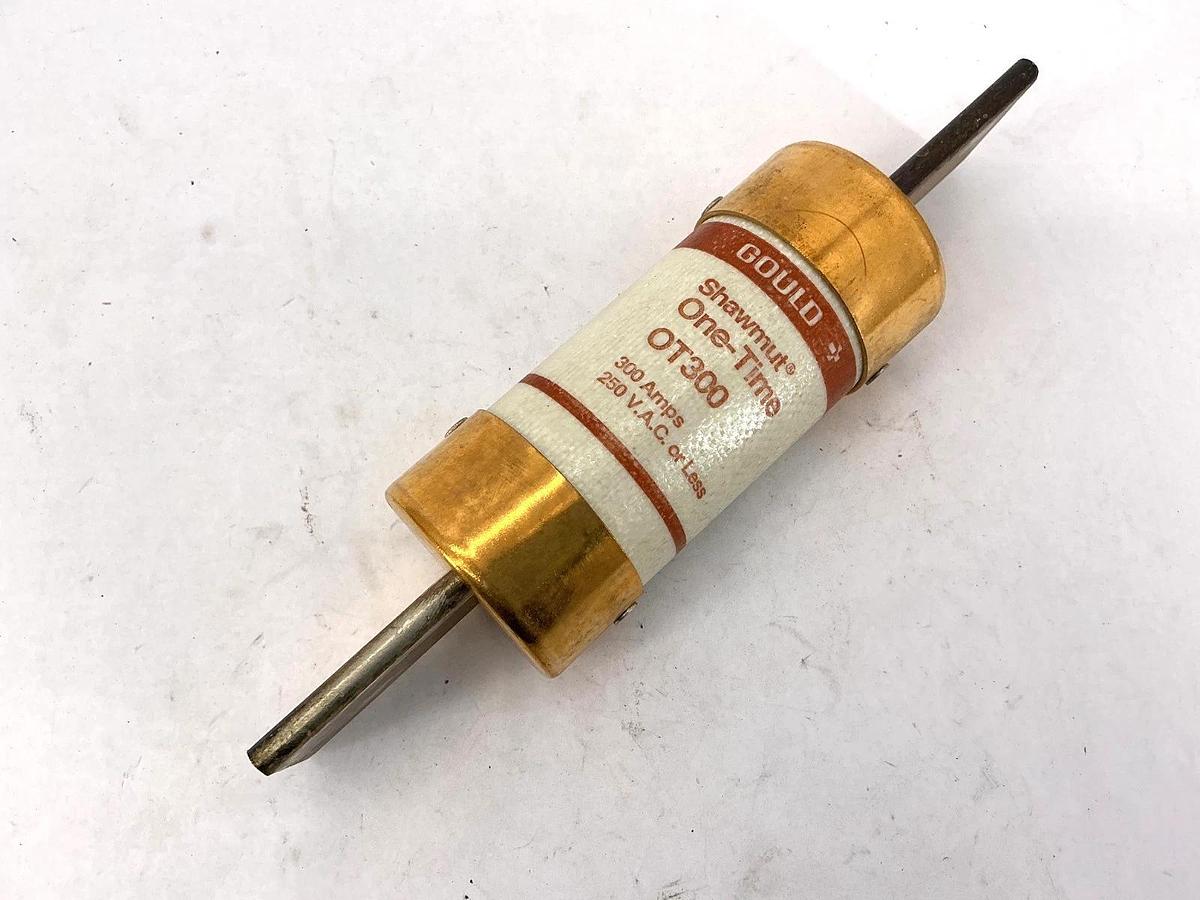 New Gould Shawmut OT300 One-Time Class K5 Fuse 300A 250V