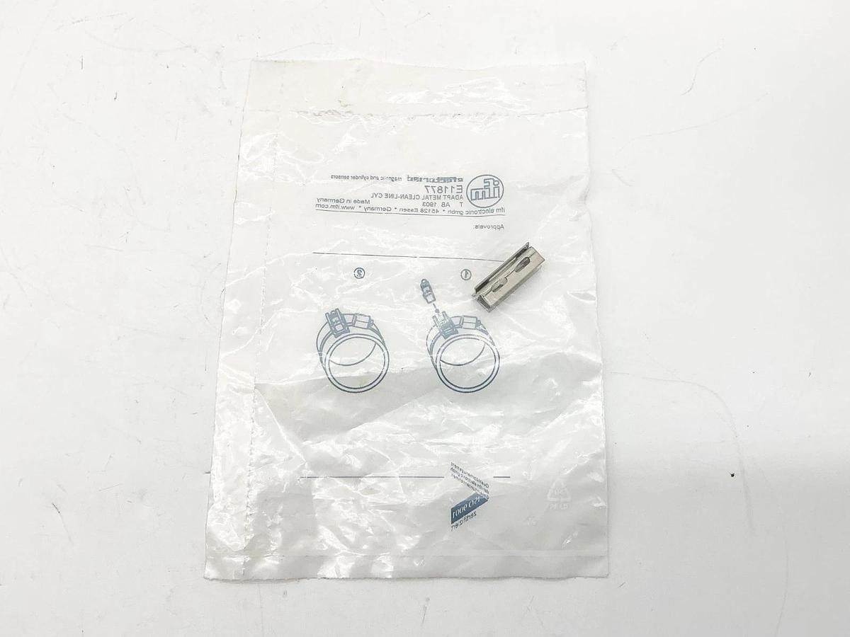 New Lot of 6 IFM E11877 Adapt Metal Clean-Line CYL