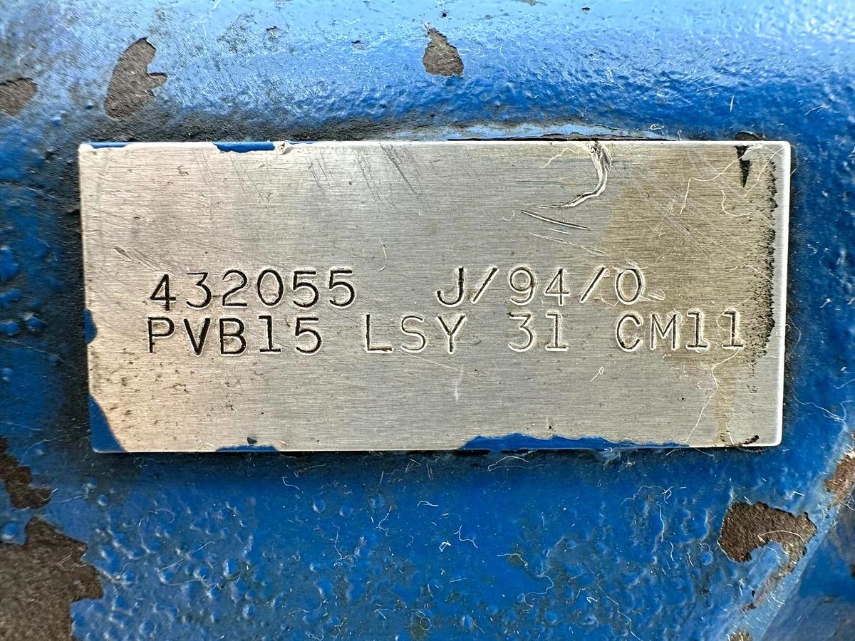 Used PVB15-LSY-31-CM11 Hydraulic Piston Pump 353936 0.88 OD - No Box