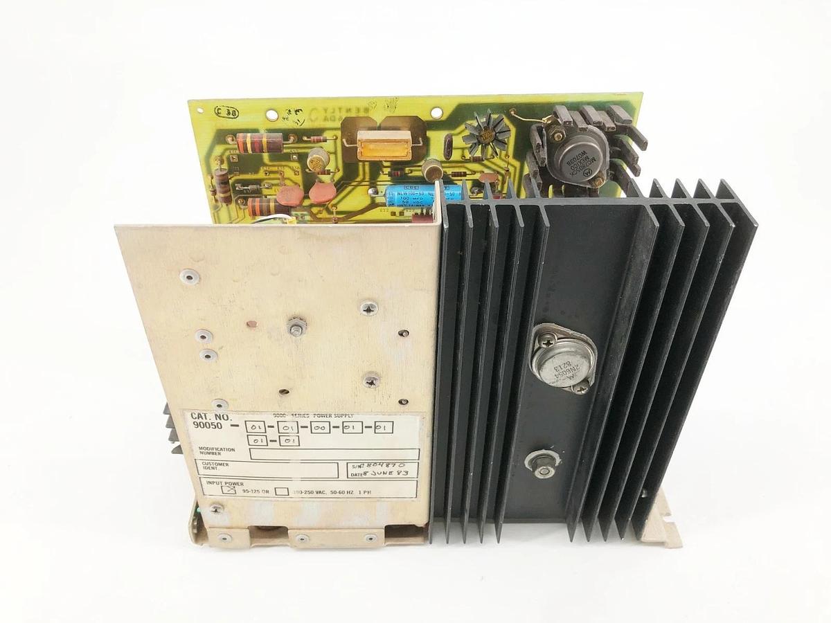 Used Bently Nevada 90050-01-01-00-01-01-01-01 Power Supply 9000 Series 95-125VAC