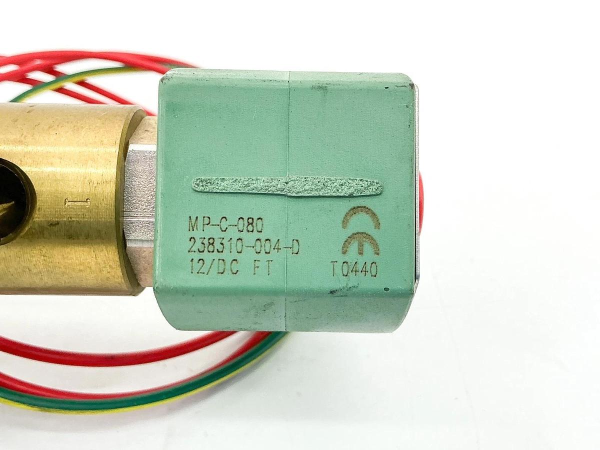 New Asco 8262G20 12VDC Solenoid Valve 125PSI 1/4" Pipe 10.6W - No Box