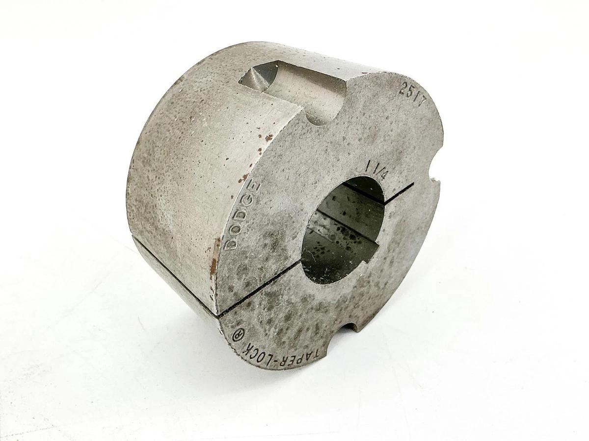 New Lot of 2 Dodge 2517X1-1/4-KW Taper-Lock Bushing 1-1/4" Bore 119112